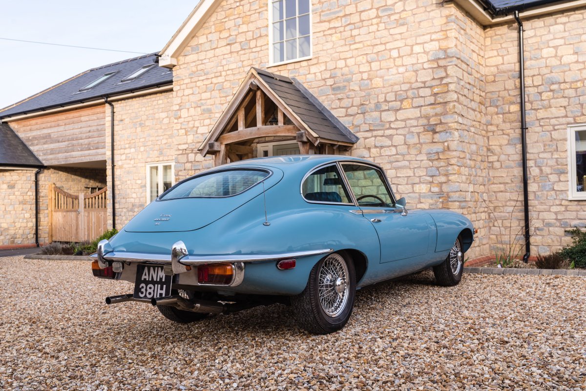 1969 Jaguar E-Type Series II 2+2 For Sale