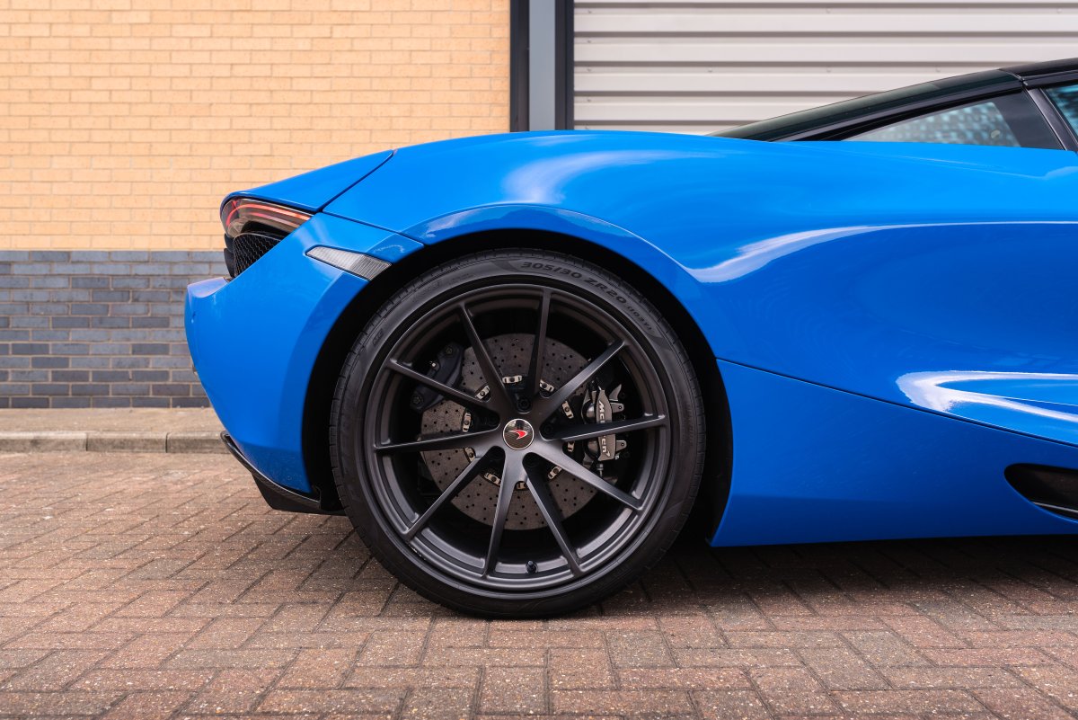 2017 McLaren 720S Performance For Sale