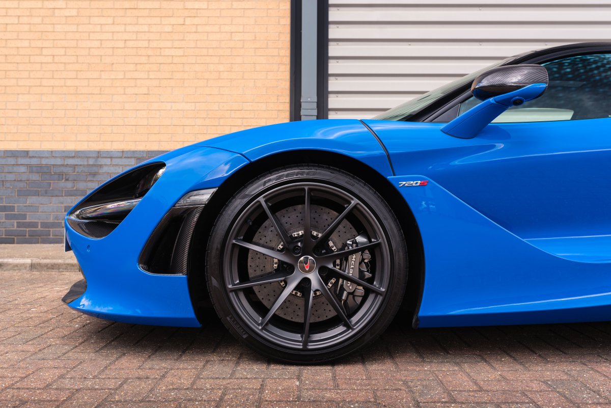 2017 McLaren 720S Performance For Sale