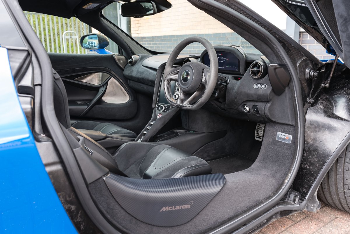 2017 McLaren 720S Performance For Sale