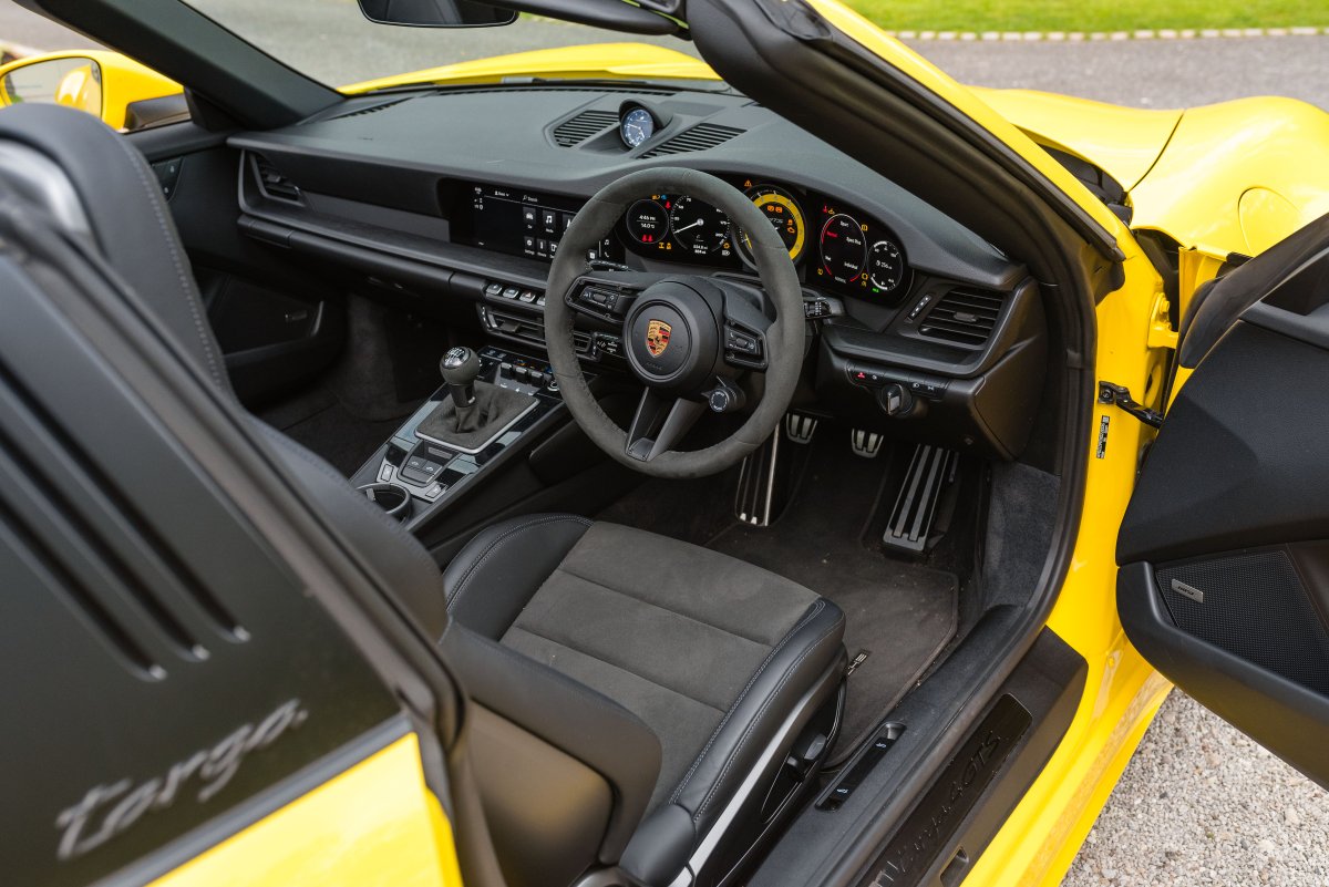 2022 Porsche 992 4 GTS Targa For Sale