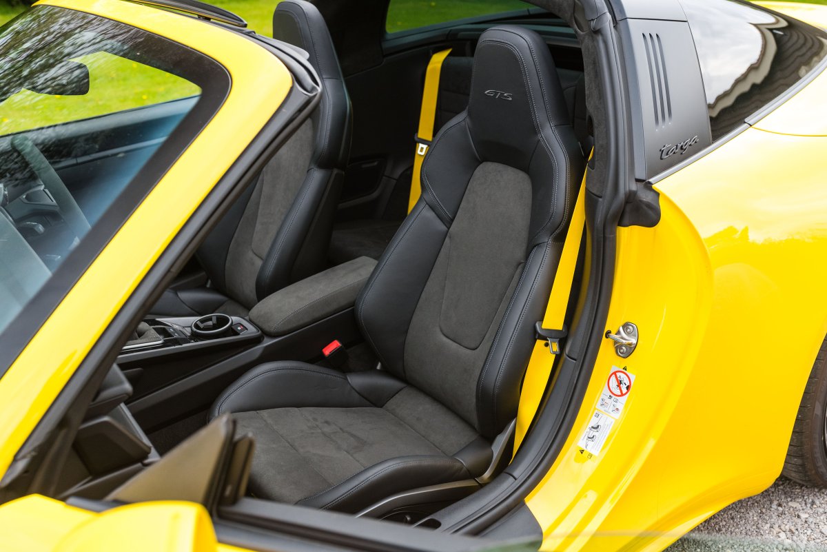 2022 Porsche 992 4 GTS Targa For Sale