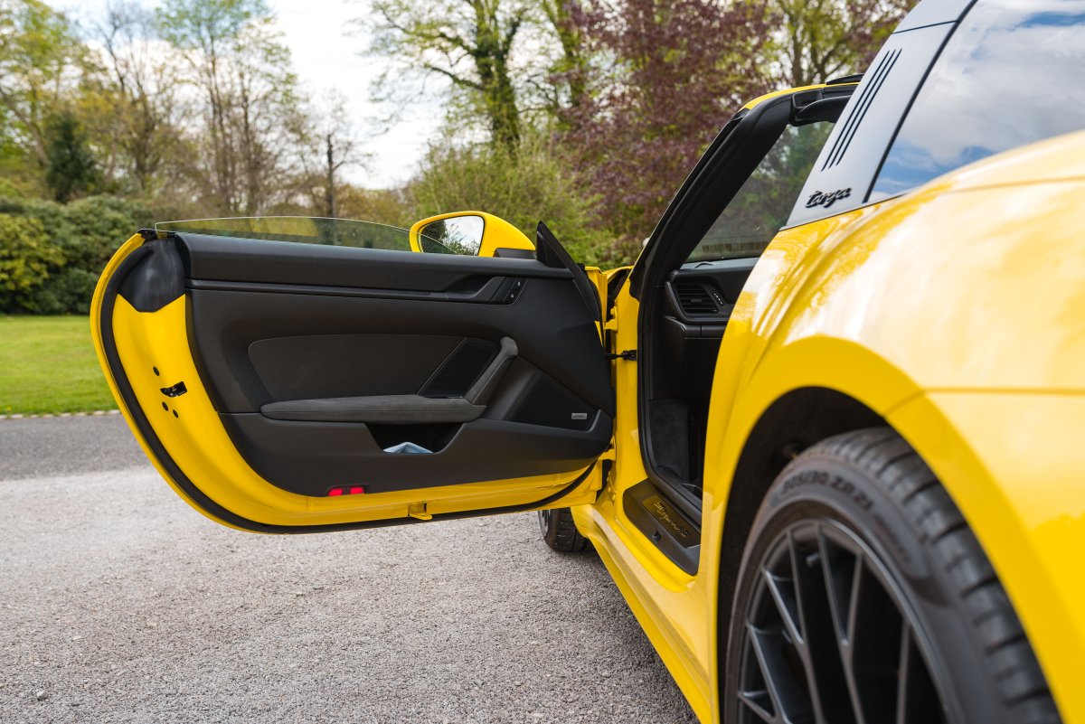 2022 Porsche 992 4 GTS Targa For Sale