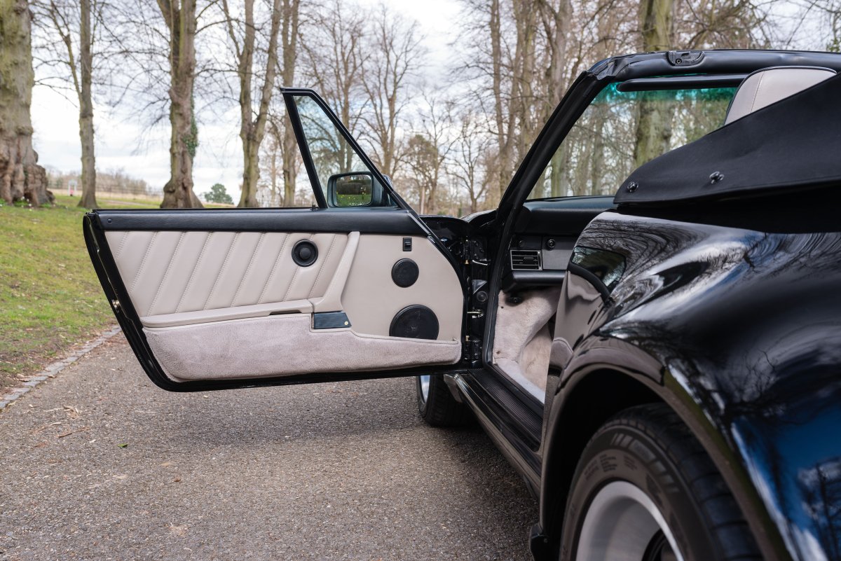 1989 Porsche 911 Carrera 3.2 Super Sport Cabriolet For Sale