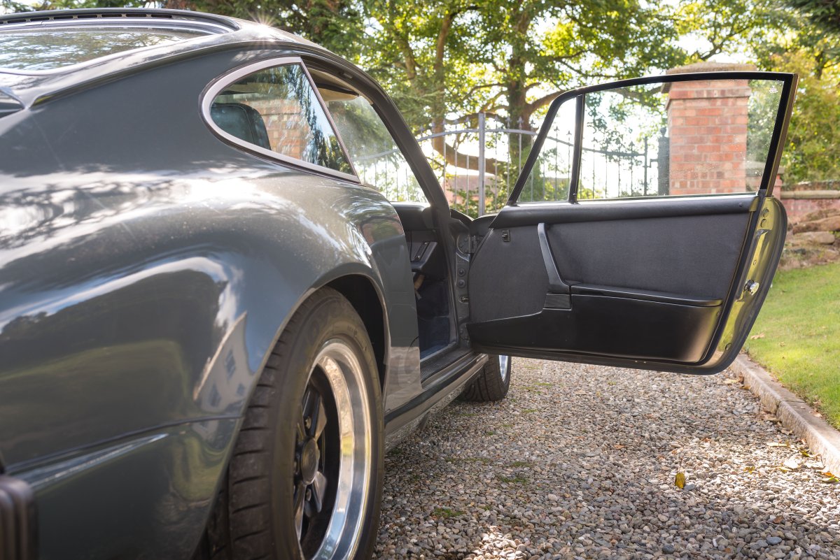 1975 Porsche 911 Carrera 2.7 For Sale