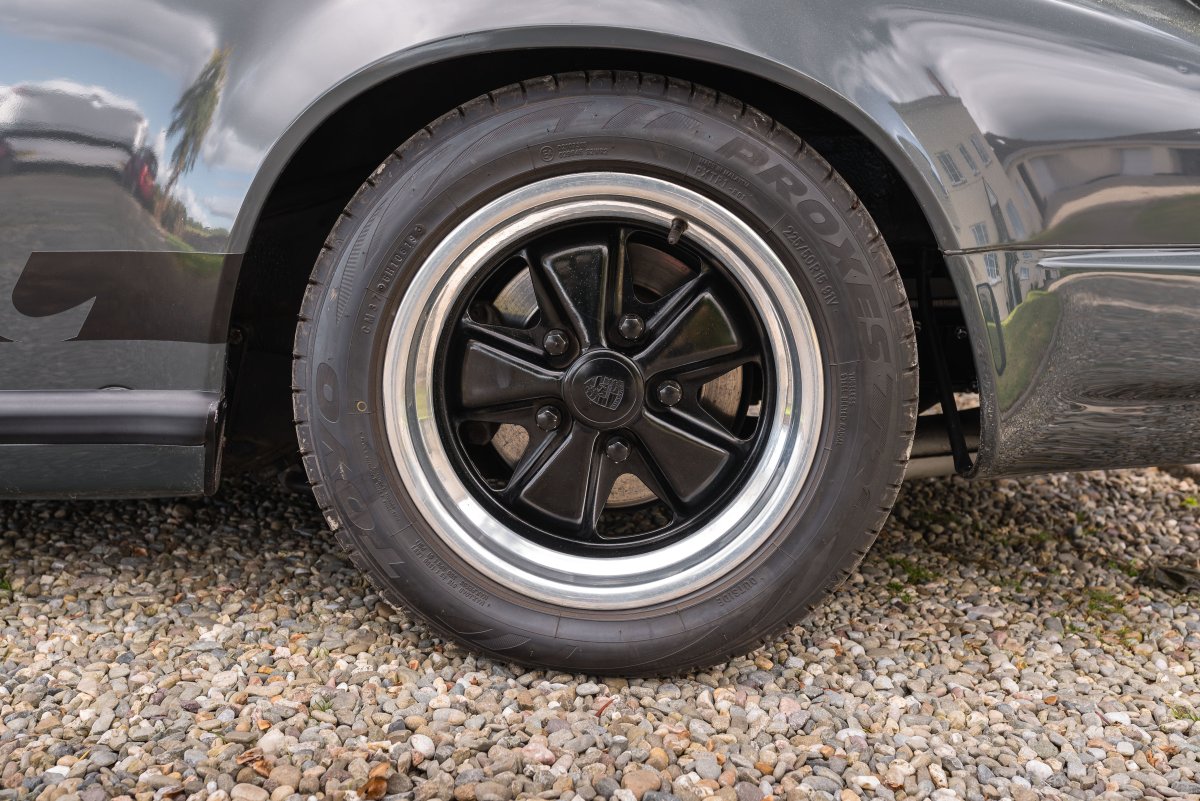 1975 Porsche 911 Carrera 2.7 For Sale