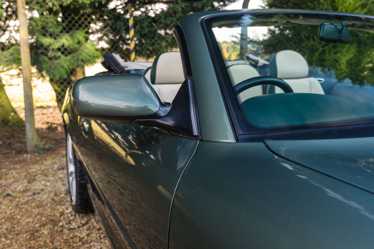 2001 Aston Martin DB7 Vantage Volante For Sale