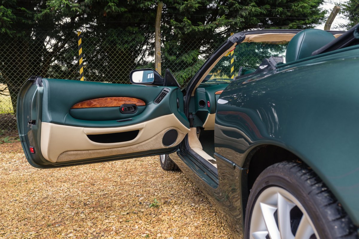 2001 Aston Martin DB7 Vantage Volante For Sale