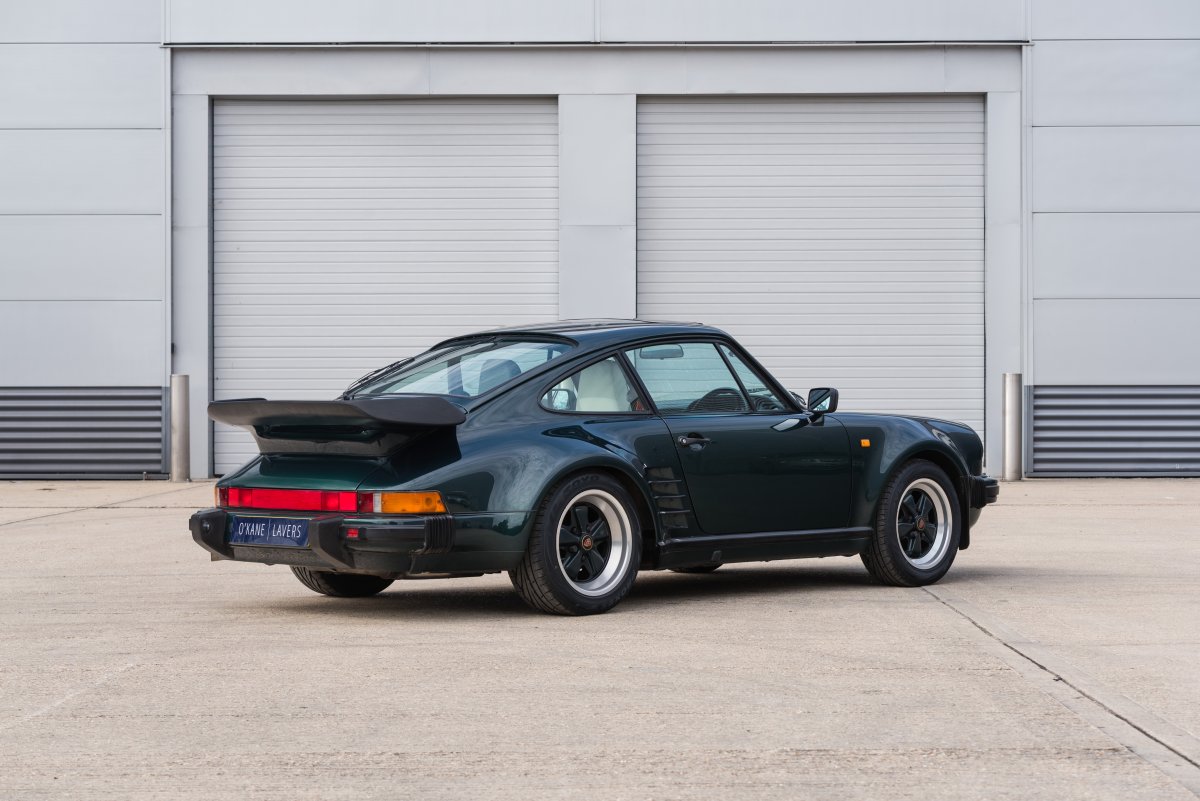 1989 Porsche 911 Carrera 3.2 Supersport For Sale Forest Green Metallic
