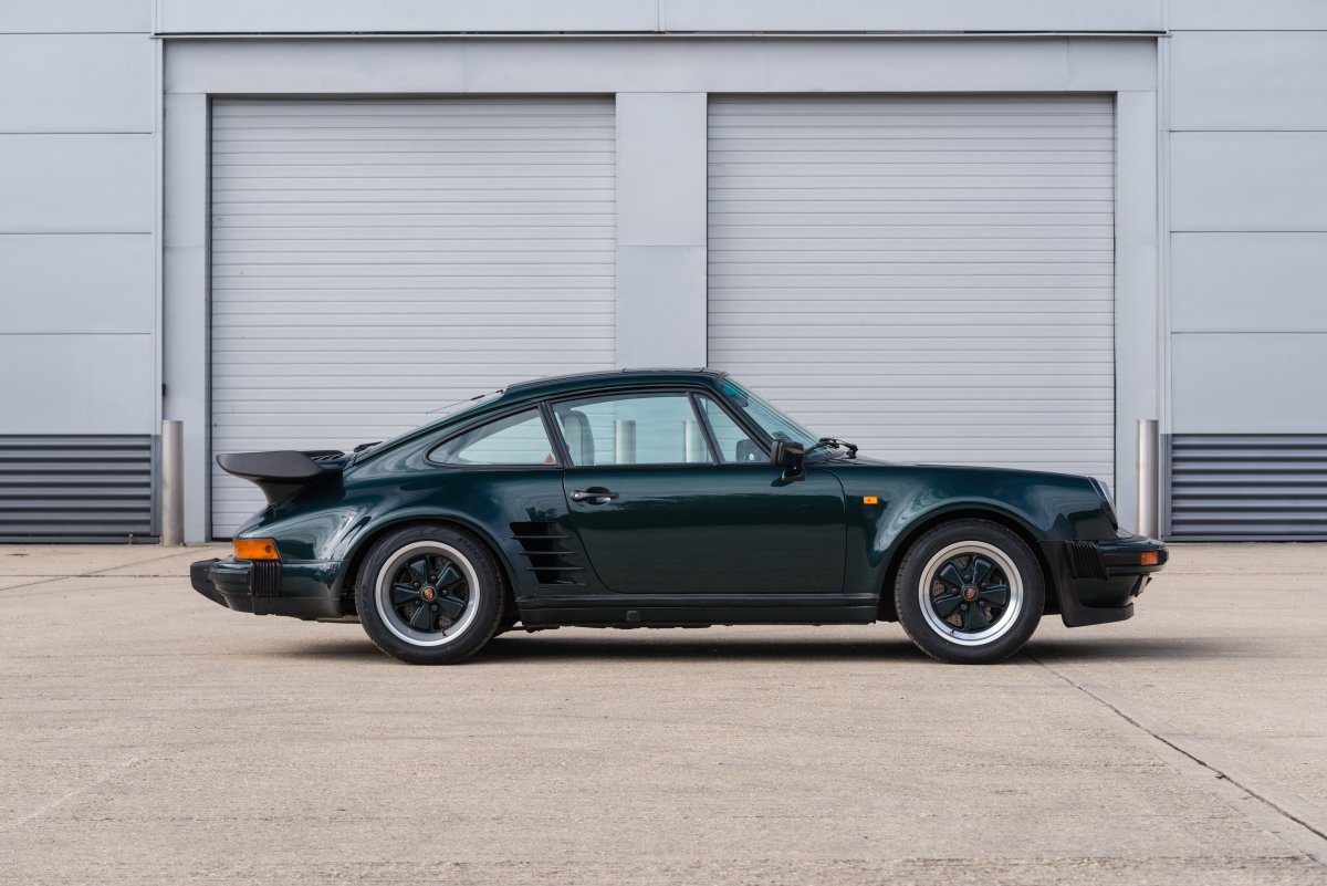 1989 Porsche 911 Carrera 3.2 Supersport For Sale Forest Green Metallic