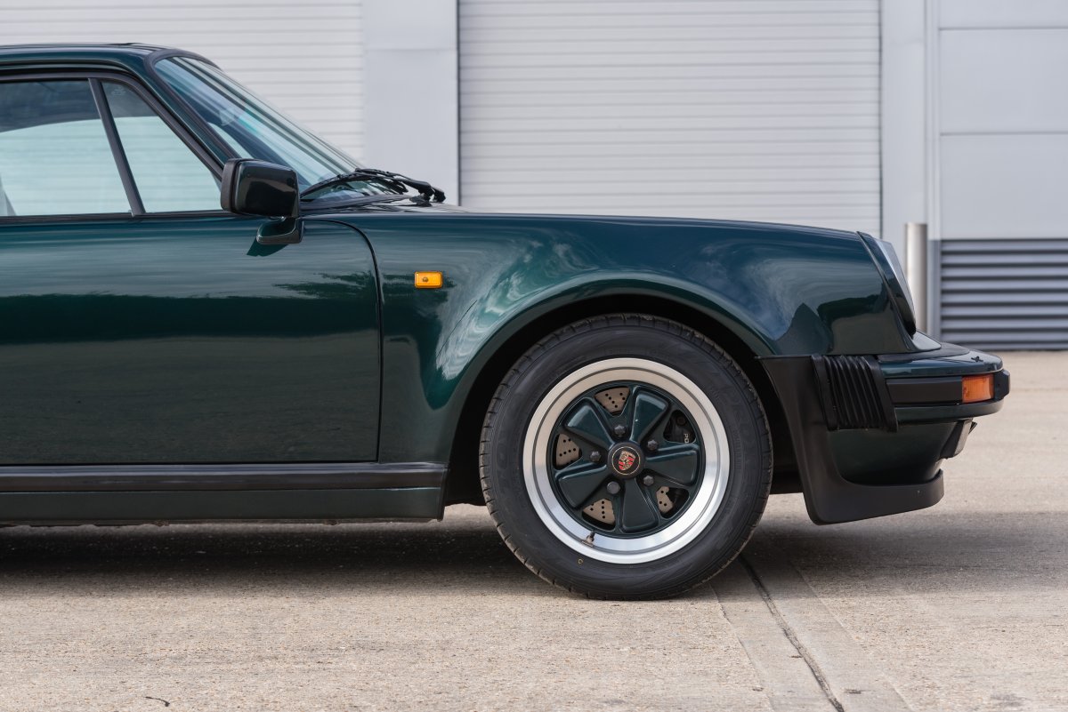 1989 Porsche 911 Carrera 3.2 Supersport For Sale Forest Green Metallic