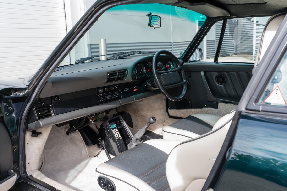 1989 Porsche 911 Carrera 3.2 Supersport For Sale Forest Green Metallic
