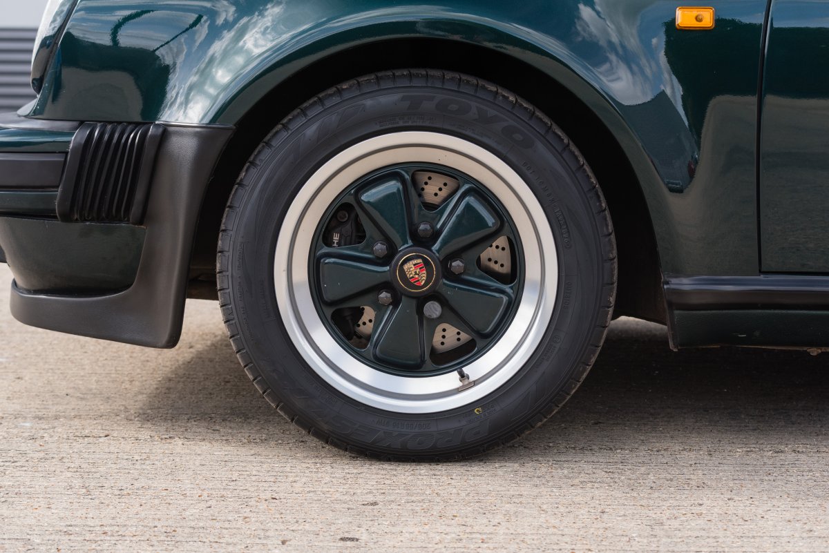 1989 Porsche 911 Carrera 3.2 Supersport For Sale Forest Green Metallic
